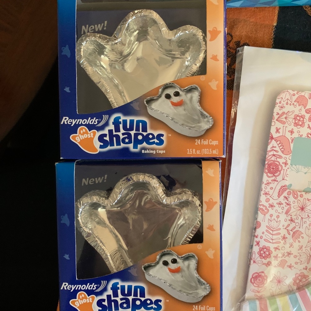 Holiday Baking Bundle - Picture 4 of 11